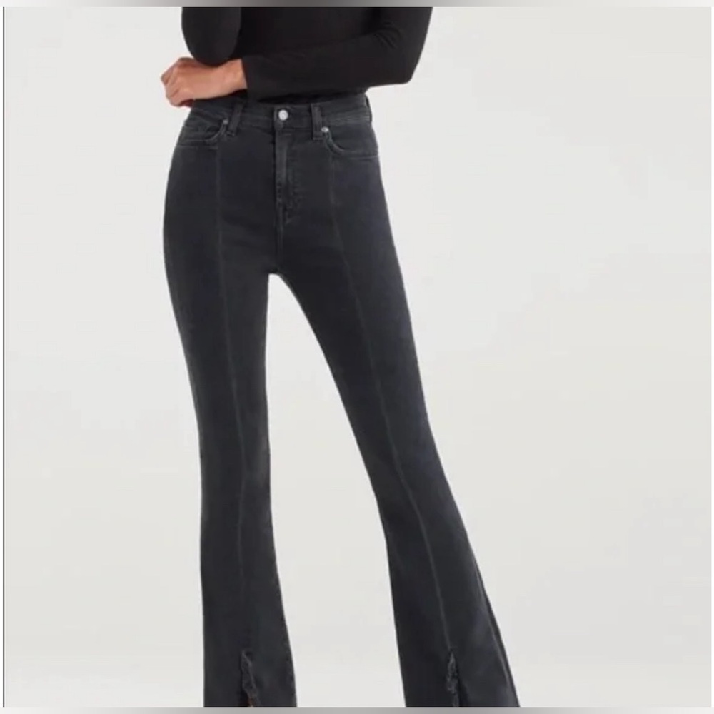 7 for all mankind luxe vintage kick flare raw hem black jeans